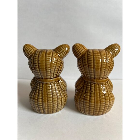 Vintage Teddy Bear Salt & Pepper Shakers Brown Ceramic Ribbed Design Collectible - Picture 3 of 5